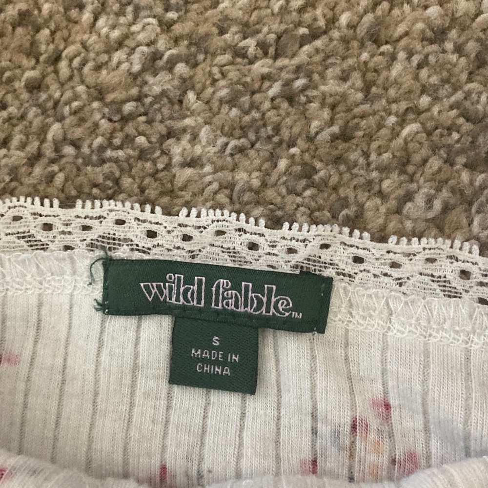 Wild Fable White Floral Cami with Lace - Picture 2 of 5